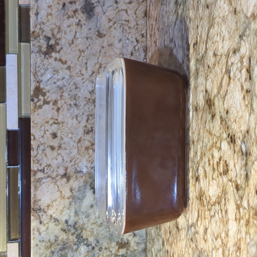 Vintage Pyrex brown refrigerator dish.